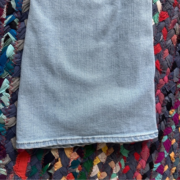 Forever 21 Light Wash Blue Denim Pull-On Flare Jeans Bell Bottom Women's Size XS - Picture 13 of 15